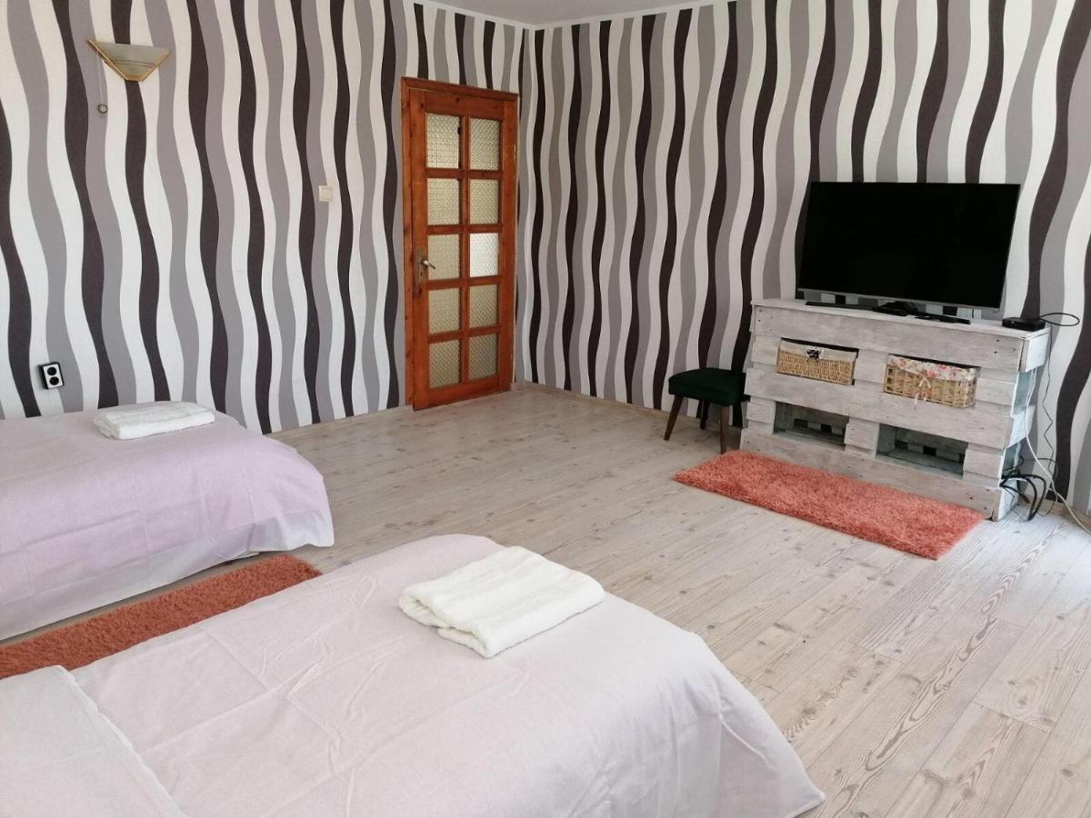 White House Silistra Hotel Esterno foto