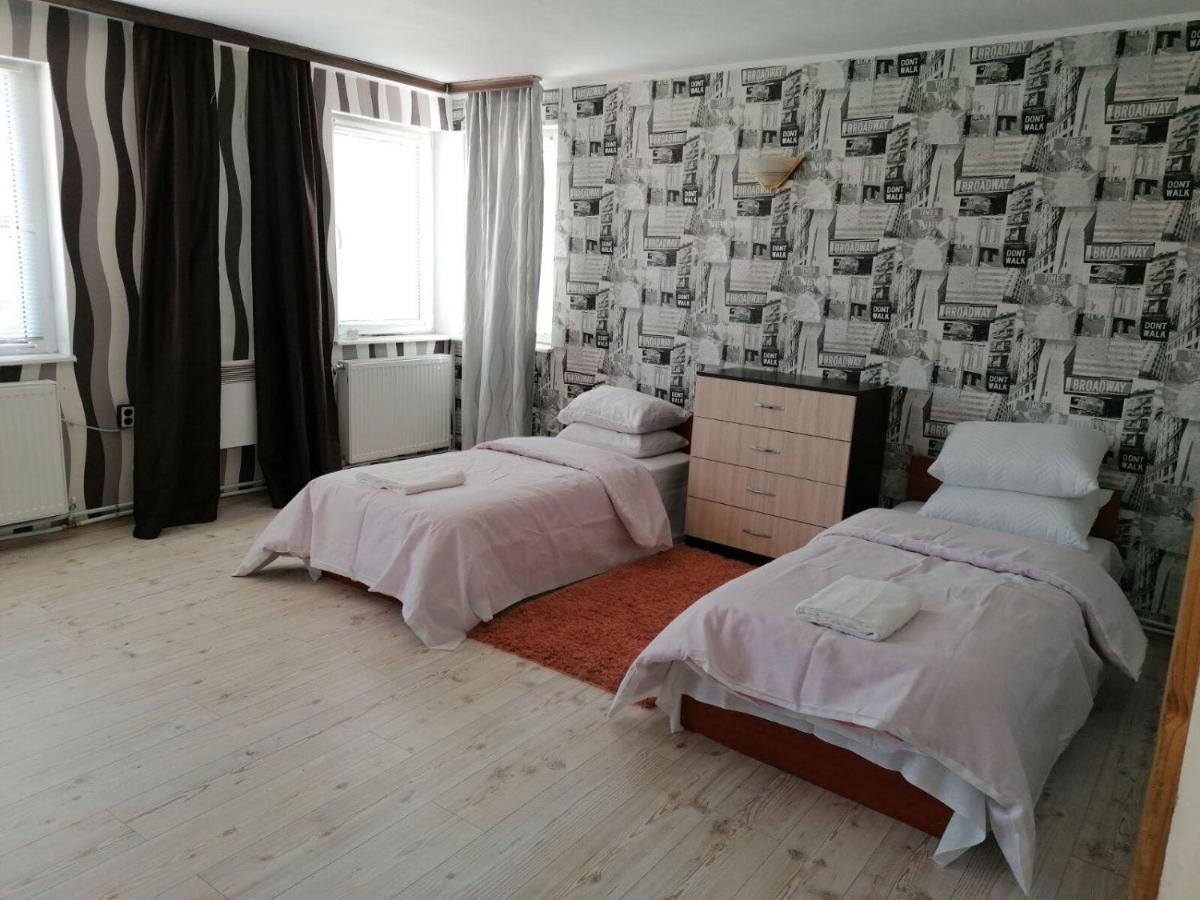 White House Silistra Hotel Esterno foto