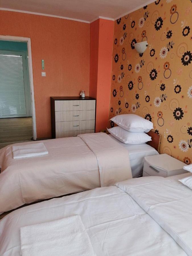White House Silistra Hotel Esterno foto