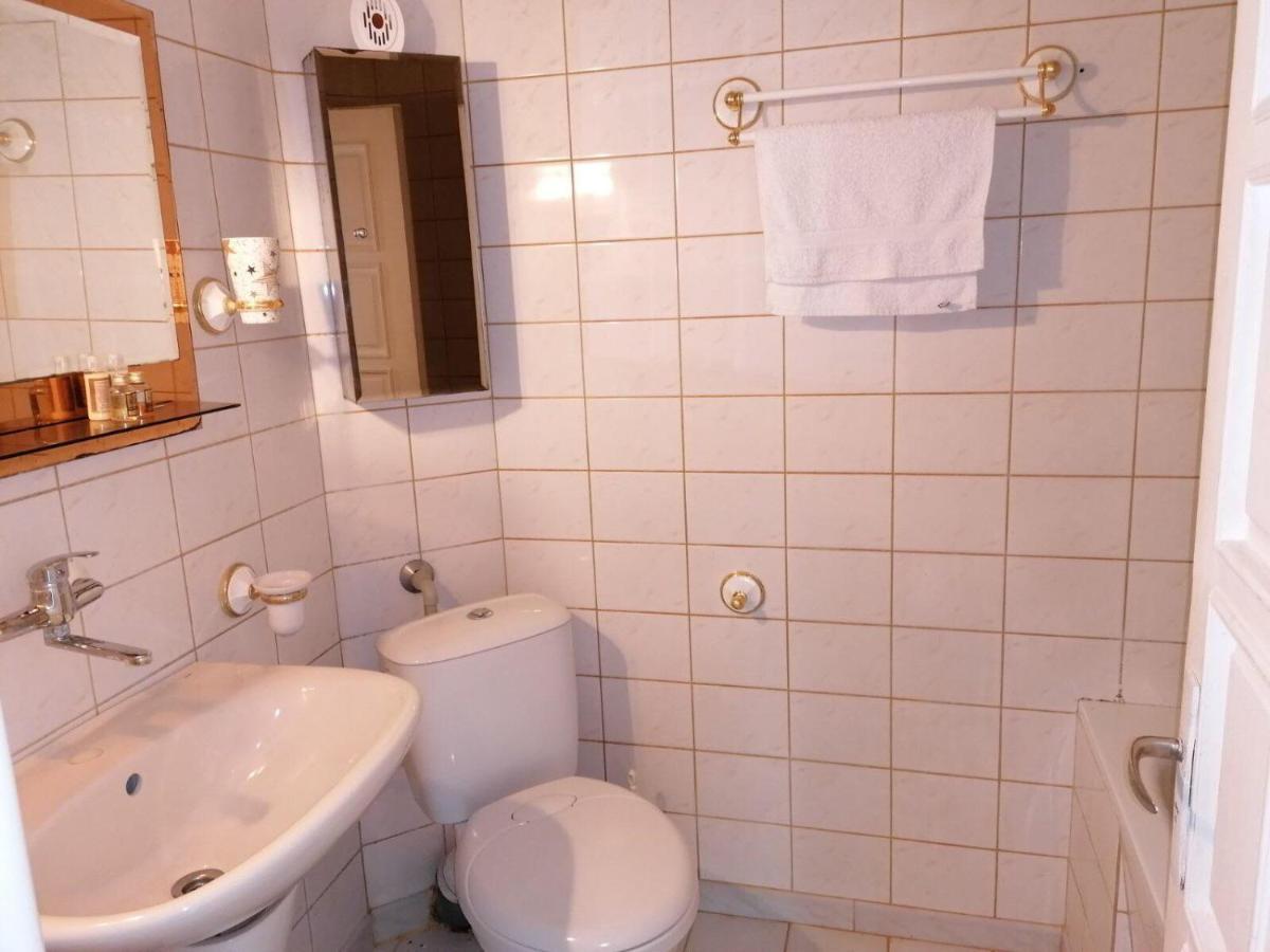 White House Silistra Hotel Esterno foto